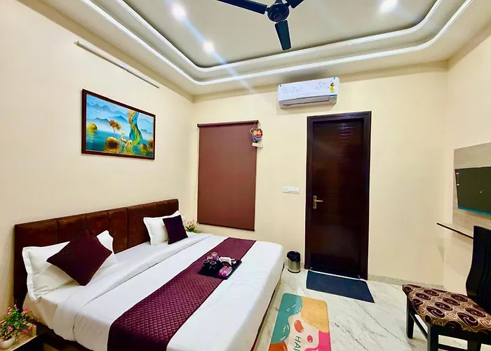 Hotel Prime Palace